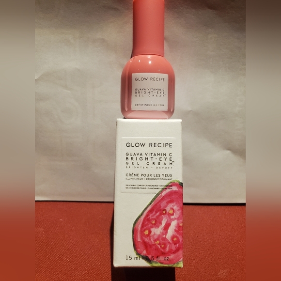 Glow Recipe Guava Vitamin C Bright Eye Gel Cream 0.5 oz/15 mL. - Picture 3 of 6